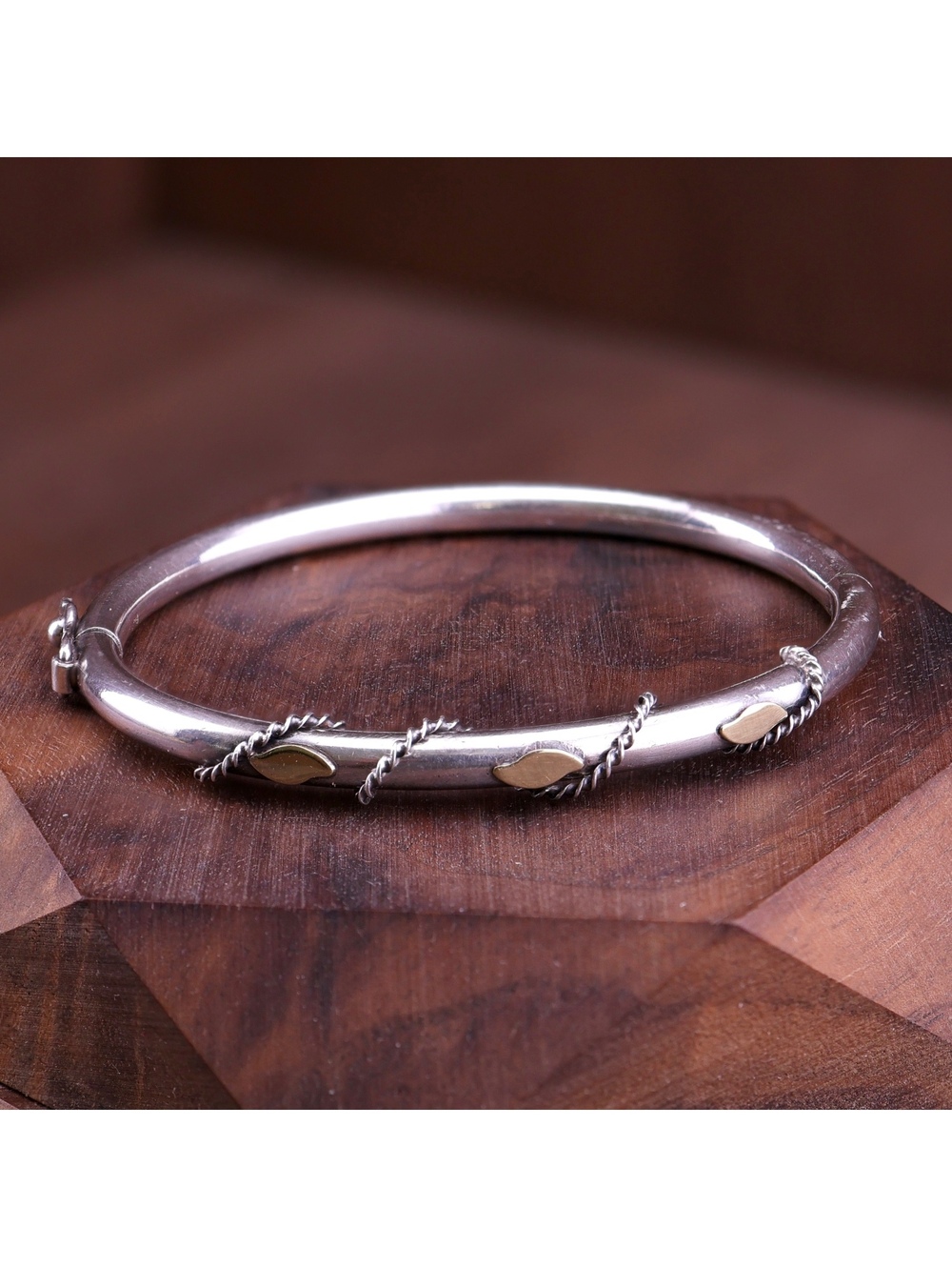 Vintage Artisan Sterling Brutalist Two-Tone Wire Wrapped Hinged Bangle Bracelet